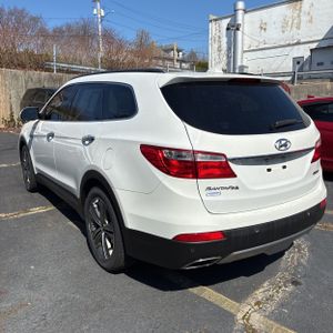 HYUNDAI SANTA FE SE - 5