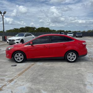 FORD FOCUS SEL - 3
