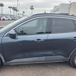 FORD ESCAPE SEL - 4