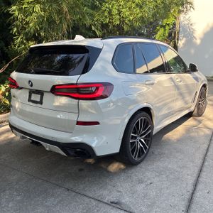 صورة 7 لـ 2021 BMW X5 SDRIVE40I
