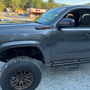 2017 Toyota TACOMA SR — фото 2