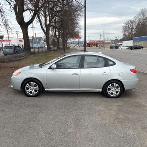 HYUNDAI ELANTRA GLS - 3