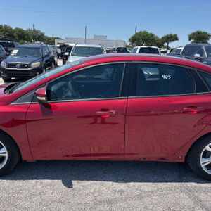 FORD FOCUS SE - 3
