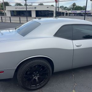 Dodge Challenger R/T - 9