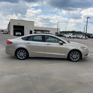 2017 FORD FUSION HYBRID S — фото 10