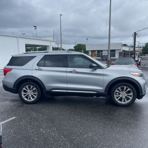 FORD EXPLORER LIMITED - 10