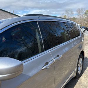 CHRYSLER PACIFICA TOURING-L - 2