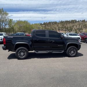 CHEVROLET COLORADO - 10