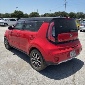 2017 KIA SOUL + — фото 5