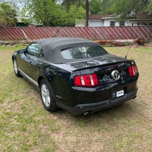 FORD MUSTANG V6 - 5