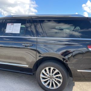 LINCOLN NAVIGATOR L PREMIERE - 6