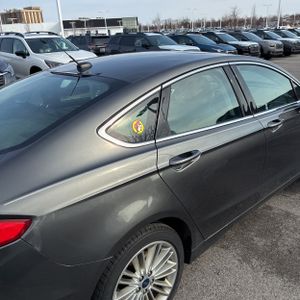 FORD FUSION SE - 9