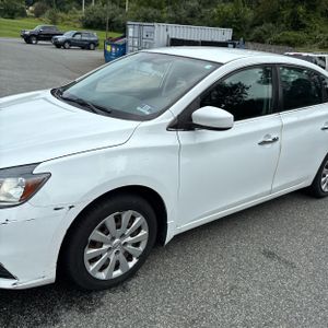 2017 Nissan SENTRA S 照片 2