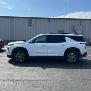 CHEVROLET TRAVERSE LT - 3