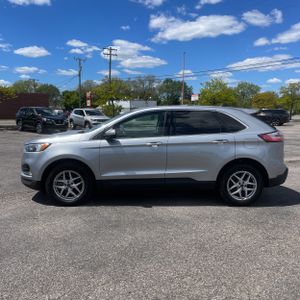 FORD EDGE SEL - 3