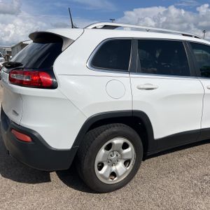 JEEP CHEROKEE LATITUDE PLUS - 9