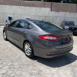 FORD FUSION SE - 5