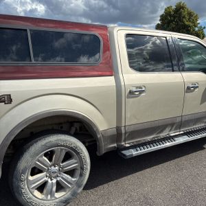 FORD F-150 LARIAT - 9