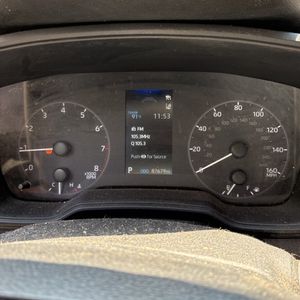 2024 Toyota COROLLA LE thumbnail 40