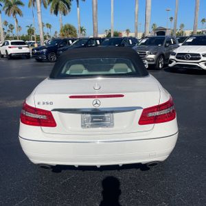 MERCEDES-BENZ E-CLASS - 7