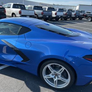 CHEVROLET CORVETTE STINGRAY - 6
