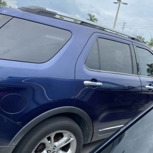 FORD EXPLORER LIMITED - 9