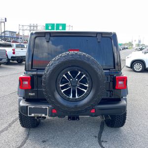 صورة 7 لـ 2026 JEEP WRANGLER MOAB 392