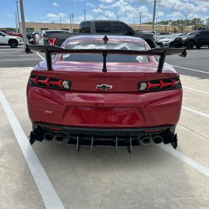 صورة 7 لـ 2018 Chevrolet CAMARO SS