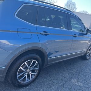 VOLKSWAGEN TIGUAN 2.0T SE 4MOTION - 9