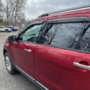 FORD EXPLORER XLT - 6