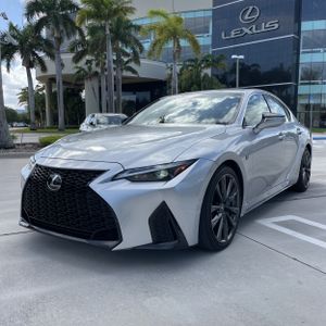 LEXUS IS 350 F SPORT DESIGN - 1