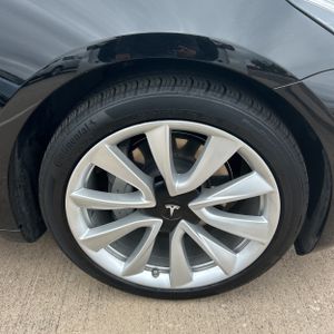 صورة مصغرة 18 لـ 2020 Tesla MODEL 3 LONG RANGE