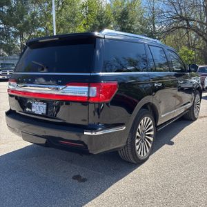 LINCOLN NAVIGATOR RESERVE - 8