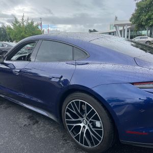 PORSCHE TAYCAN TURBO - 6