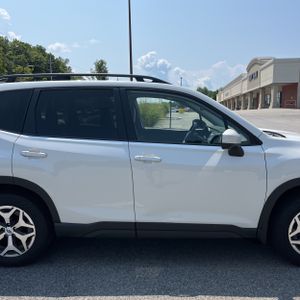 2024 Subaru FORESTER PREMIUM — миниатюра 11