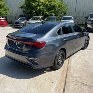 2021 KIA FORTE FE 照片 8