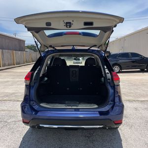 2017 Nissan ROGUE SV — миниатюра 40