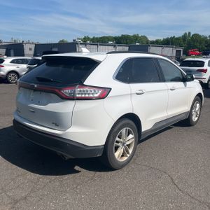 FORD EDGE SEL - 8