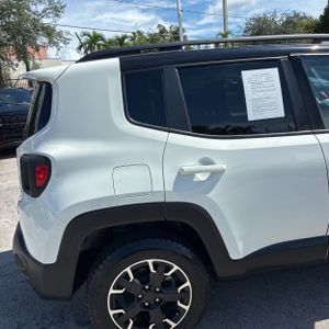 صورة 9 لـ 2023 JEEP RENEGADE TRAILHAWK