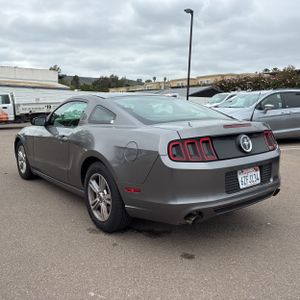 FORD MUSTANG V6 - 5