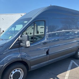 FORD TRANSIT 250 - 2