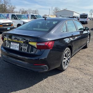 VOLKSWAGEN JETTA SE - 8