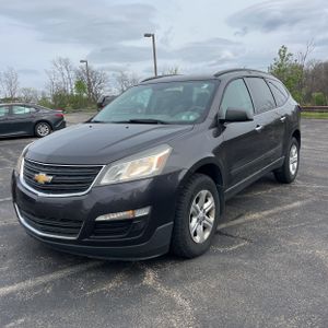 CHEVROLET TRAVERSE LS - 1