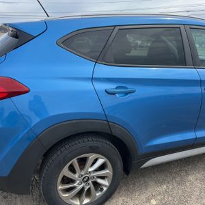 HYUNDAI TUCSON SE - 9