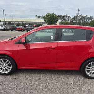 CHEVROLET SONIC LT AUTO - 3