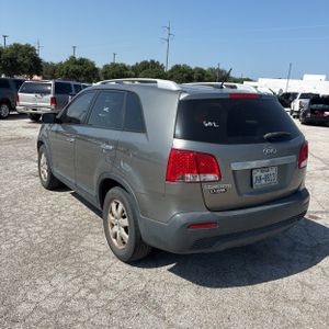 2013 KIA SORENTO LX — фото 5