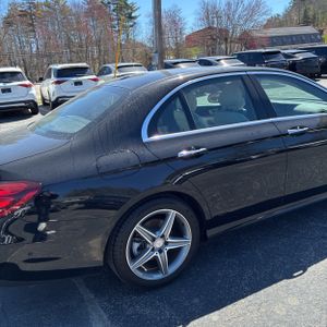 MERCEDES-BENZ E-CLASS - 9