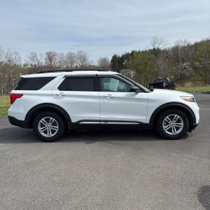 FORD EXPLORER XLT - 10