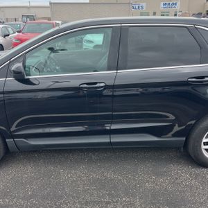 FORD EDGE SEL - 4