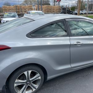 HYUNDAI ELANTRA COUPE BASE - 9